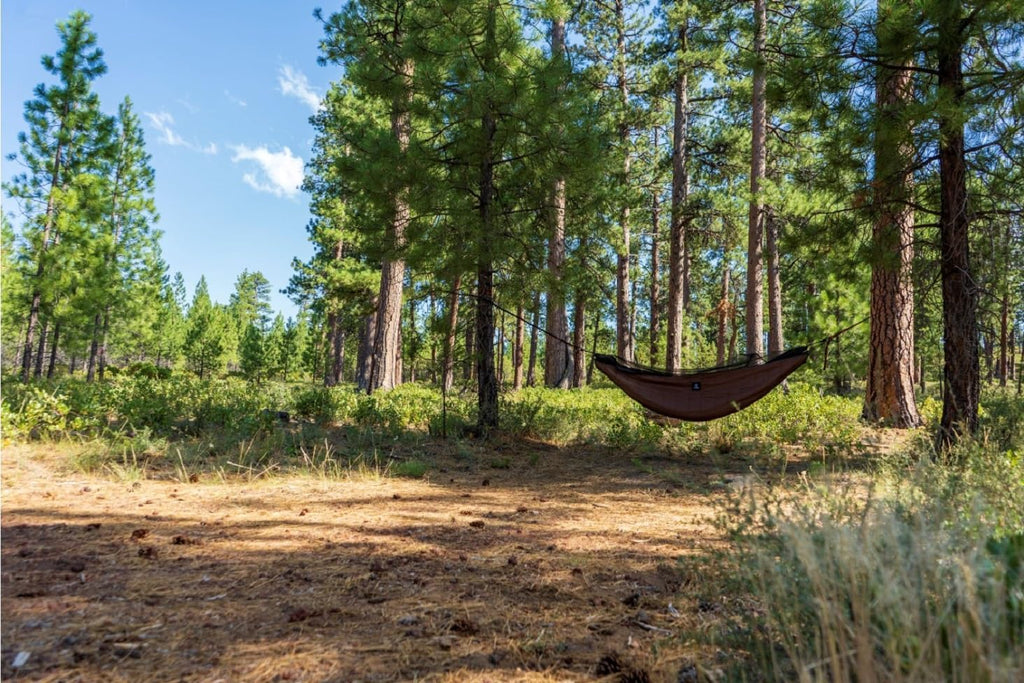 Full Length Hammock Underquilt - 4 Season Lightweight Insulated Blanket for Camping & Backpacking - Warm Hideout Gear for Outdoor Sleep System
