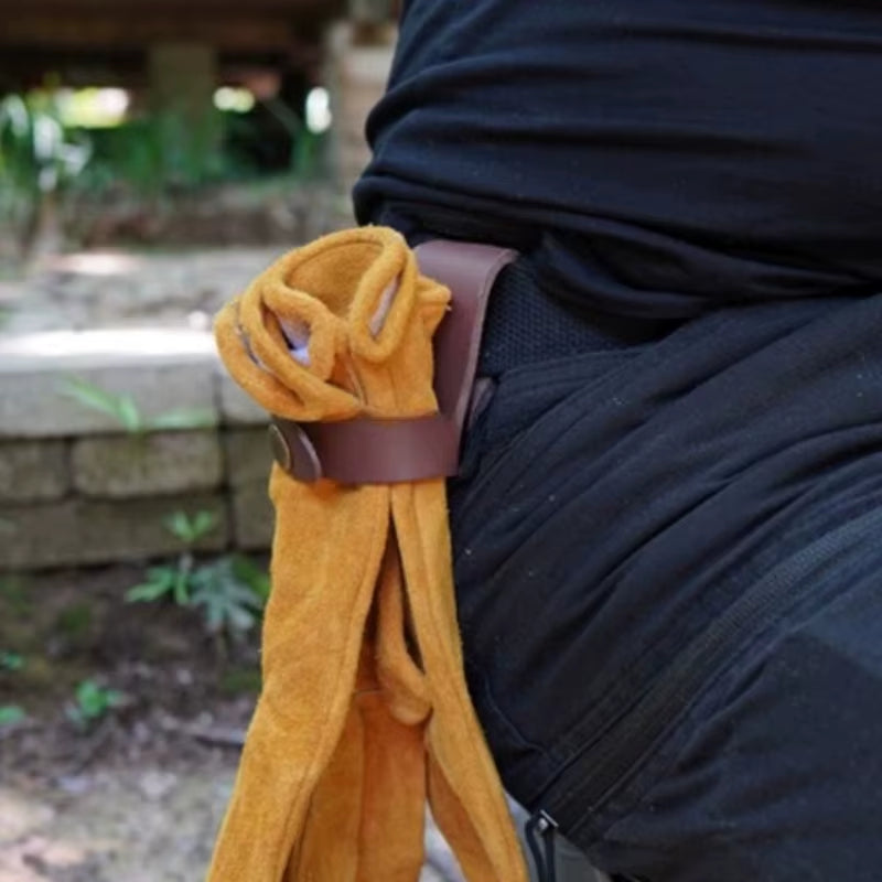 Outdoor Camping Waist Storage Clip - Key & Glove Loss Prevention Hook for Hiking & Work - Durable Leather Buckle Gadget